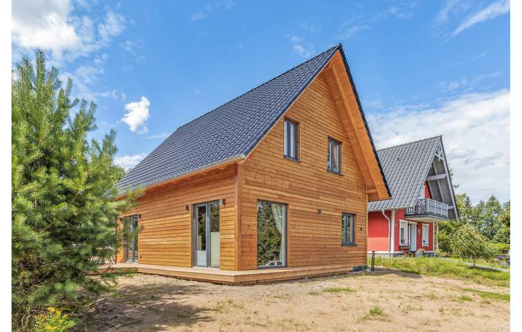 Ferienhaus für 8 Personen, mit Terrasse und Garten sowie Sauna in Mecklenburgische Seenplatte - 2