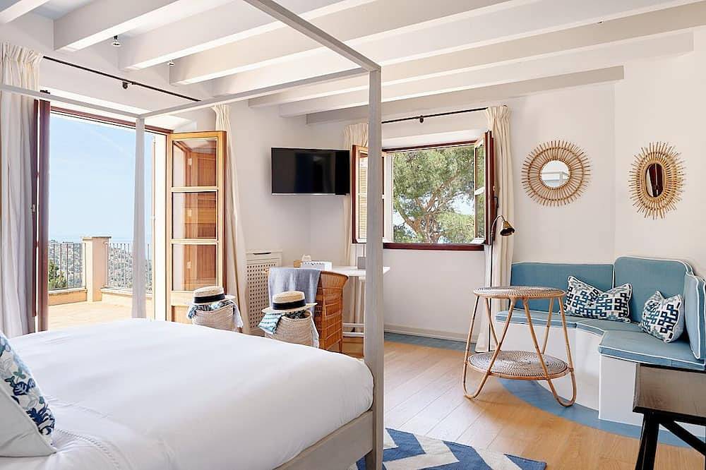 \"villa in Mallorca. Infinite Blue Over the Mountains of the Serra de Tramuntana\" in Deià, West Majorca