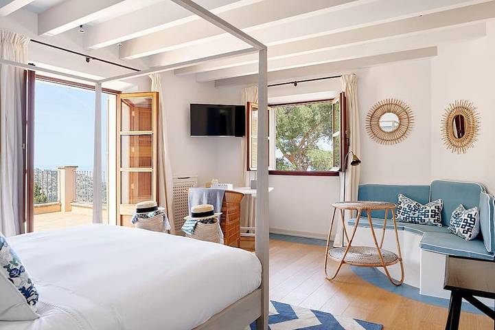 \"villa in Mallorca. Infinite Blue Over the Mountains of the Serra de Tramuntana\" in Deià, Coast of Mallorca