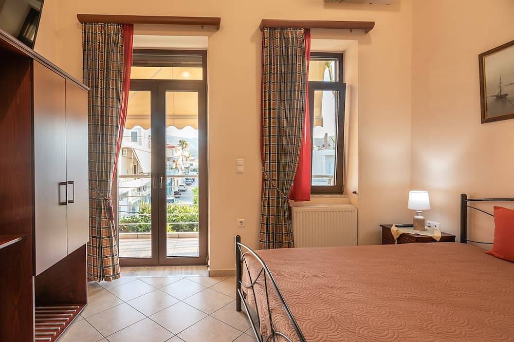 Ganze Wohnung, Double bed Bedroom 10 minutes from the Beach in Kissamos, Chania und Umgebung