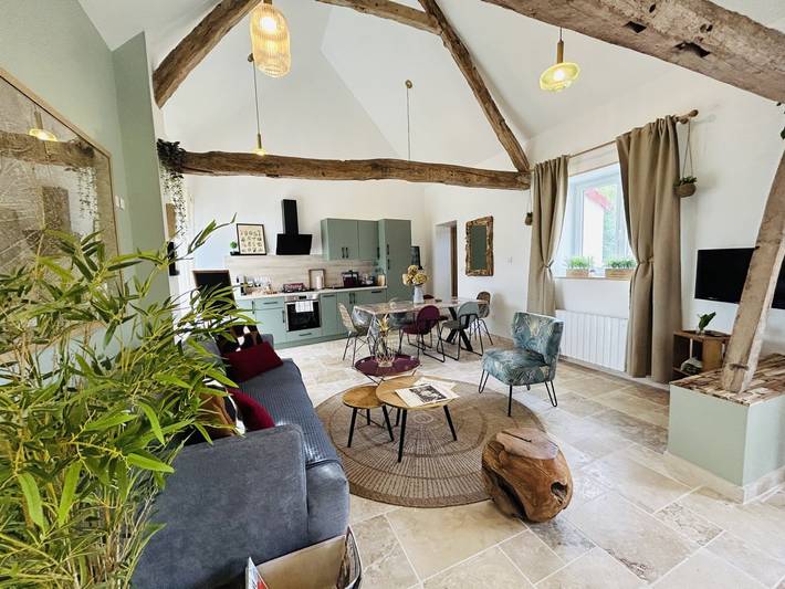Gîte pour 4 personnes, avec terrasse et jardin, animaux acceptés