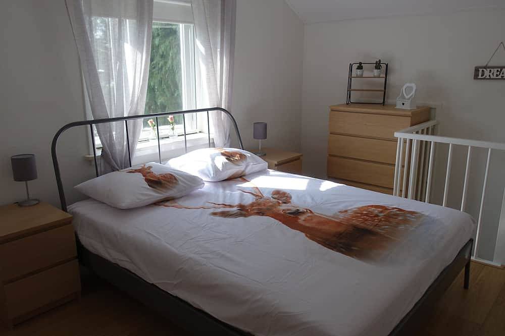Geheel appartement, Vakantiewoning in natuurgebied voor max 5 personen op 5 minuten van Efteling. in Loon op Zand, Noord-Brabant