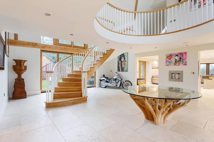 Holiday home for 24 people, with hot tub and balcony as well as garden, with pets - 1