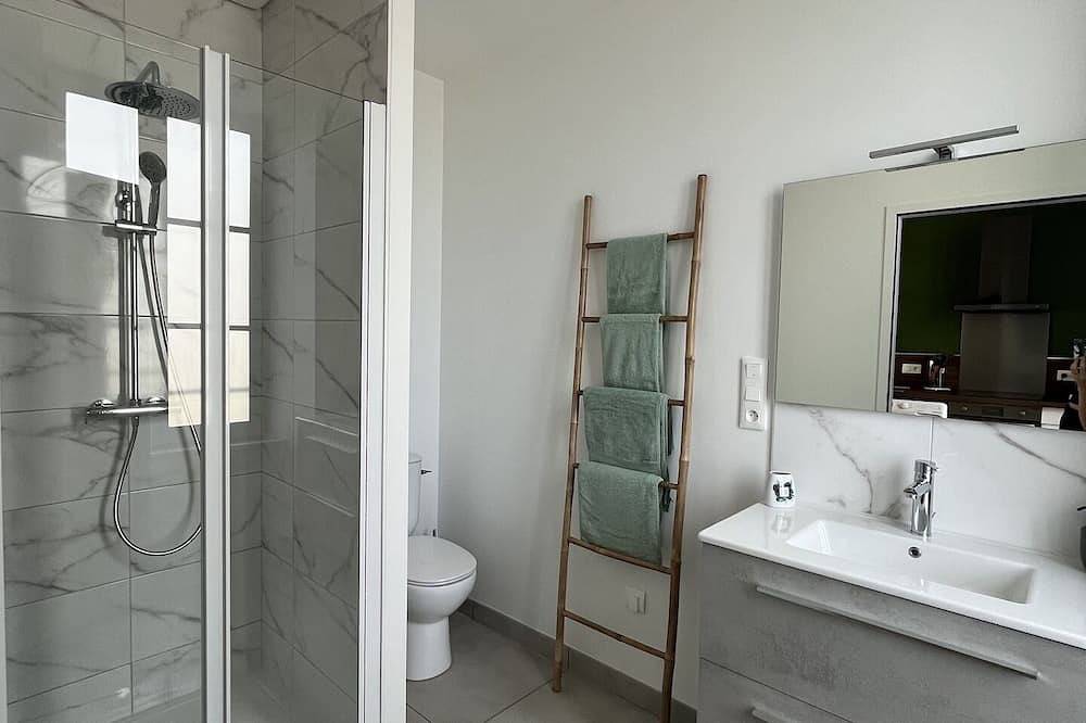 Entire apartment, Appartement 2 Chambres 47m2 in Bressuire, Deux-Sèvres