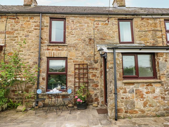 Holiday rental for 5 people, with garden in Broad Haven