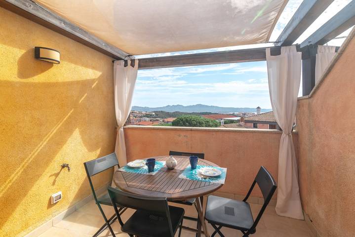 Gîte pour 6 personnes, avec jardin dans La Maddalena - 2