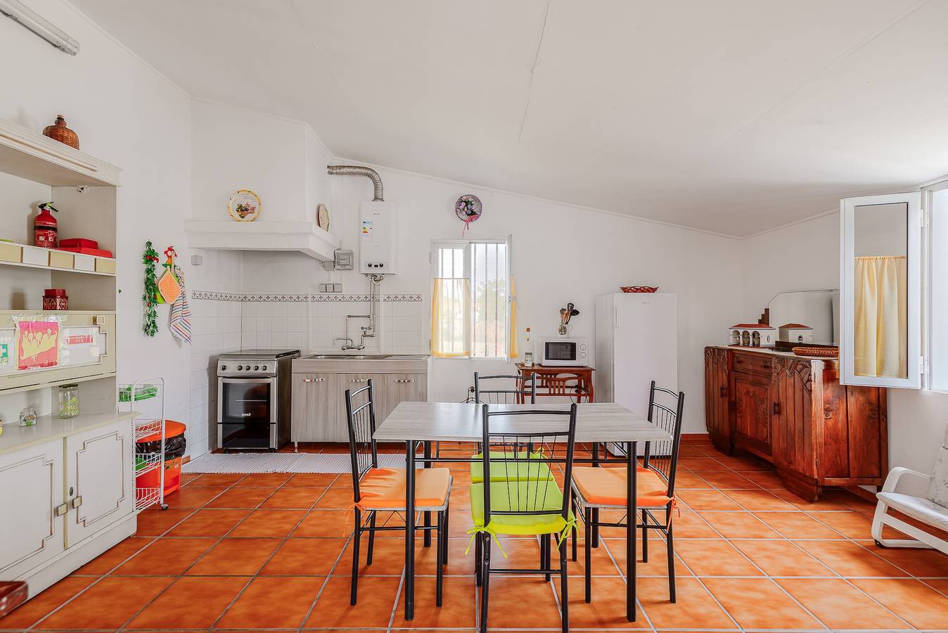 Landelijk huis 'Sunset Landscape' met gedeeld zwembad, tuin en wifi, foto 11