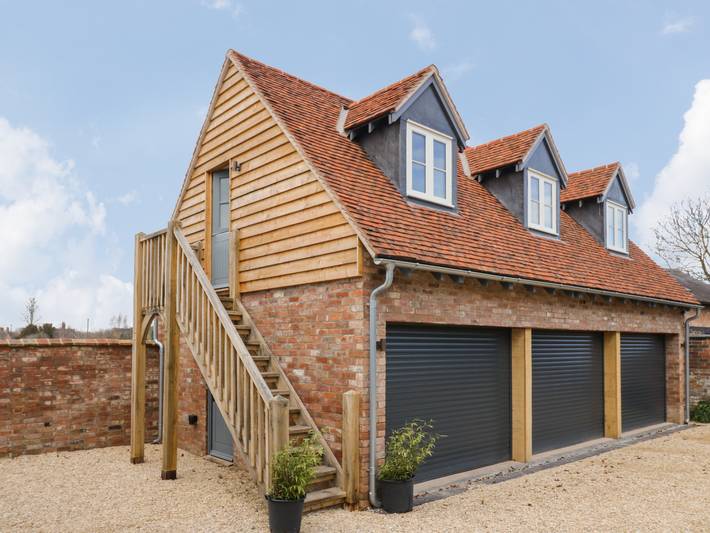 Entire apartment, Coach House Mews in Warwickshire