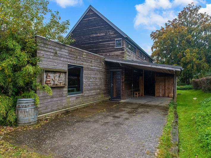 Location de vacances pour 15 personnes, avec sauna ainsi que terrasse et jardin dans Sourbrodt - 3