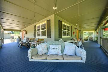 Vacation Home for 8 Guests in Willamette Valley, Oregon, Picture 2