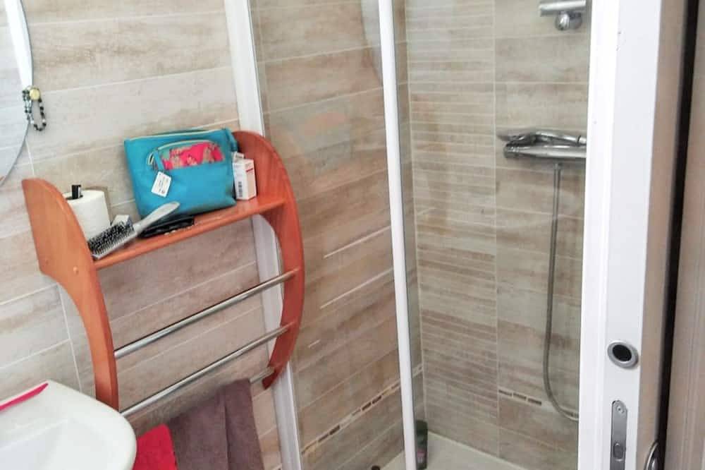 Homerez - Maison à Nant avec piscine in Nant, Parc naturel régional des Grands Causses