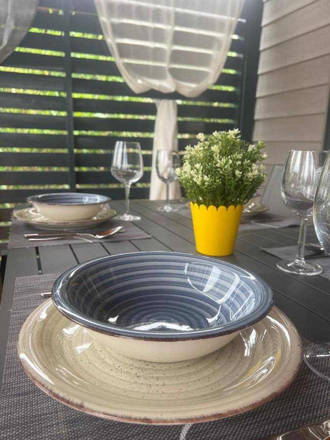 Camping für 5 Personen, mit Garten und Ausblick auf Pag - 4