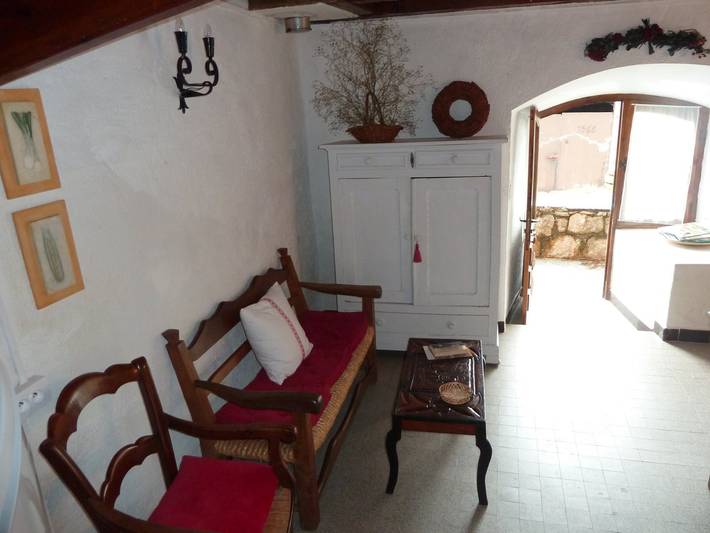 Gîte pour 5 personnes, avec terrasse à Les Bondons - 2