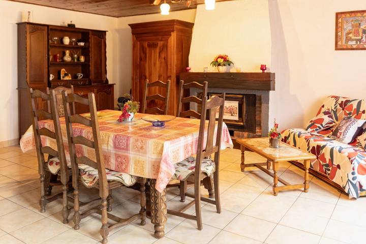 Gîte pour 8 personnes, avec terrasse et jardin, animaux acceptés dans les Pays de la Loire
