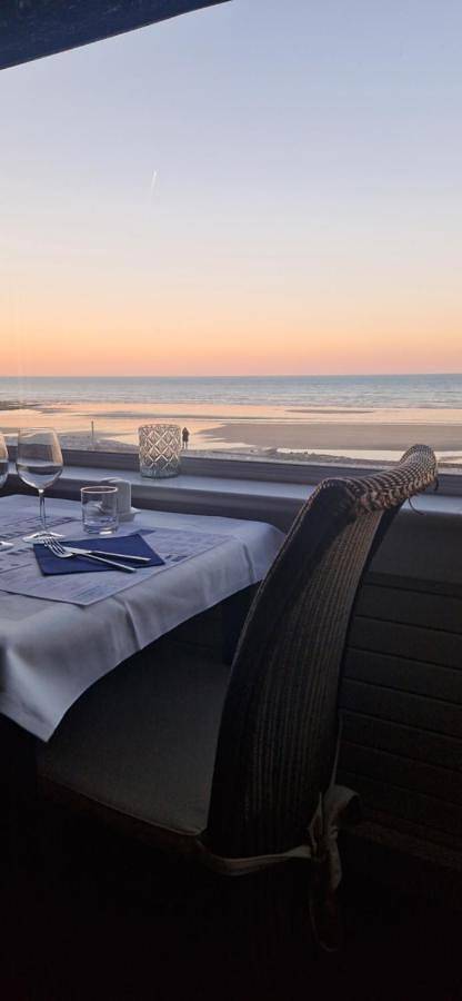 Hôtel pour 2 personnes, avec terrasse et vue, animaux acceptés dans Plage de Saint-Marguerite sur Mer - 3