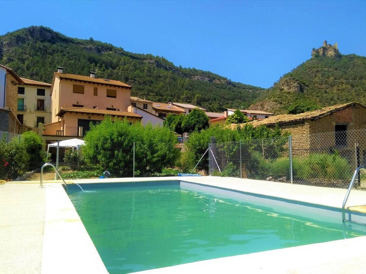 Twin Room in Perarrúa, Pirineo Aragonés