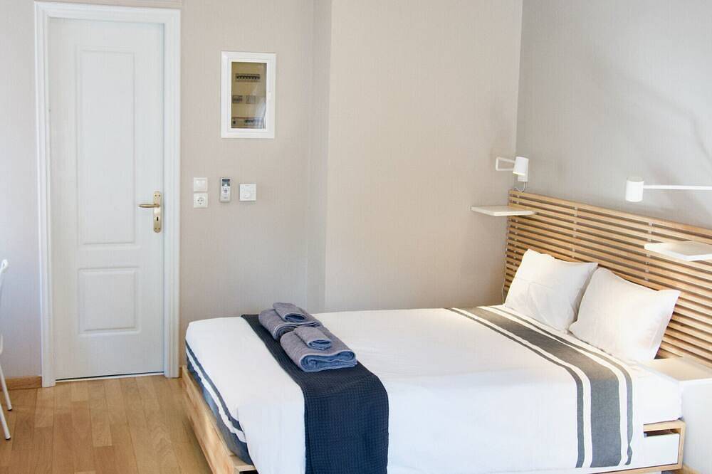 Entire apartment, Patroou 1·3 Amazing Cozy Studio·Whale in Central Section of Athens, Athens