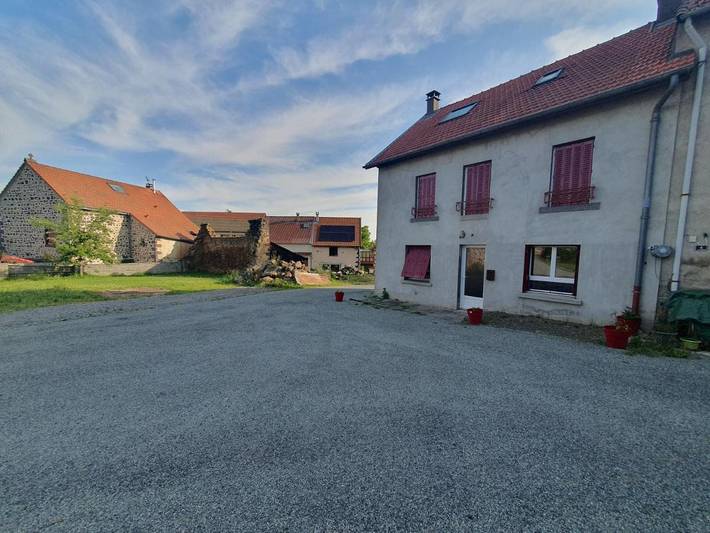 Location de vacances pour 10 personnes, avec jardin, adapté aux familles à Saint-Ours - 2