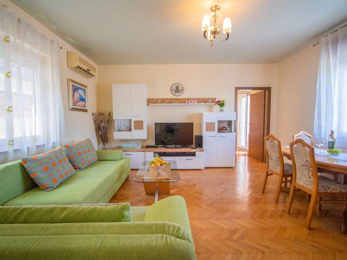 Location de vacances pour 5 personnes, avec terrasse à Lovran - 3