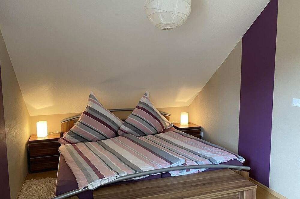 Ganze Wohnung, Ferienwohnung mit Herz - Appartement/Fewo, Dusche, Wc, neuwertig in Beltheim, Hunsrück