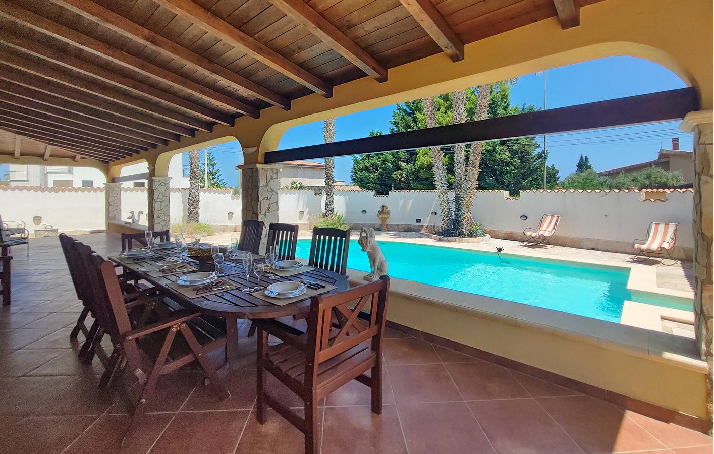 Ferienwohnung am Strand mit Pool und WiFi, 2,5 km von Spiaggia di Casteldaccia entfernt in Altavilla Milicia, Palermo Provinz