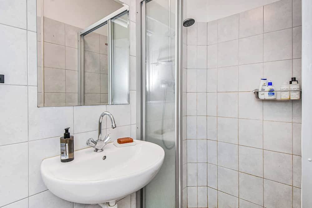 Ganze Wohnung, Nice stay close to beach and nature, in safe neat family neighborhood! in Scheveningen, Den Haag