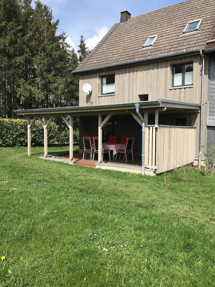 Ferienhaus für 6 Personen, mit Sauna und Garten, kinderfreundlich in Hellenthal