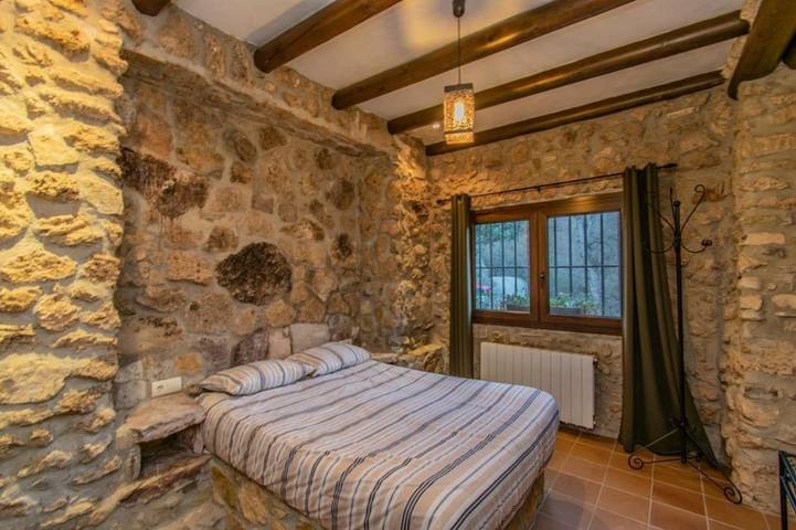 Casa rural para 8 personas, con vistas además de jardín y piscina, Se admiten mascotas en Algarinejo - 2