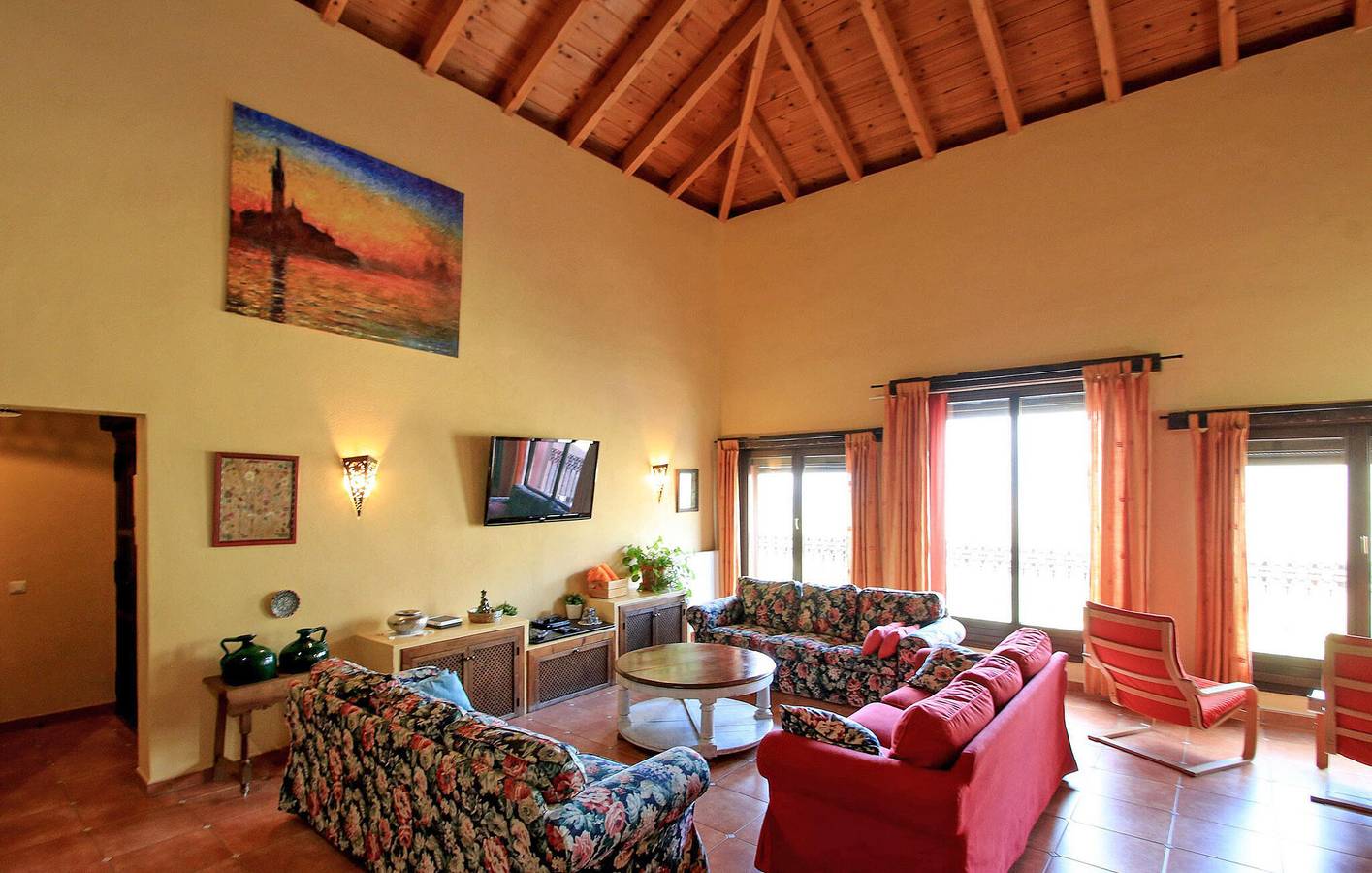 Cozy Apartment with Pool & Terrace near City Center in Jimera de Líbar, Málaga Province