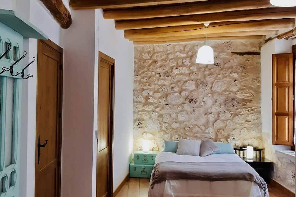 Charming accommodation, next to Ribera del Duero and Hoces del Duratón in Aldeasoña, Segovia Province