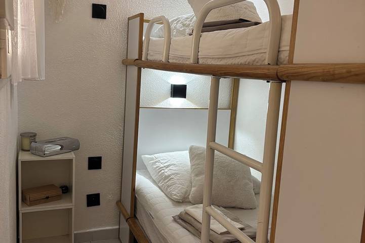 Appartement entier, Studio dans une résidence Pierre & Vacances. in Villefranche-sur-Mer, Côte méditerranéenne (France)