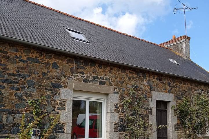 Location de vacances pour 2 personnes, avec jardin à Pléguien - 4