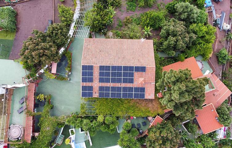 Apartamento para 5 personas, con terraza además de jacuzzi y piscina, Se admiten mascotas en Firgas