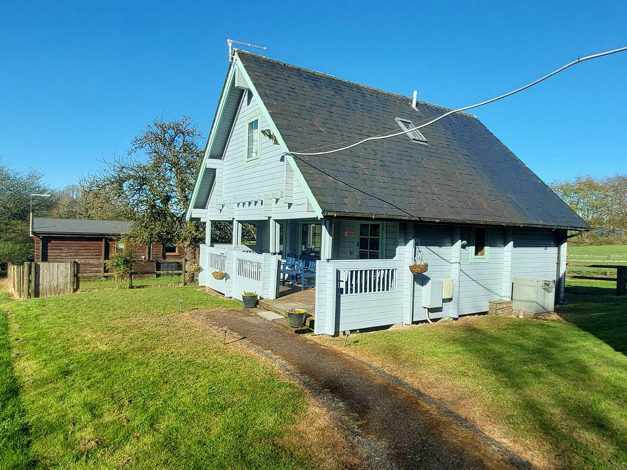 Orchard Lodge in Hockworthy, Devon
