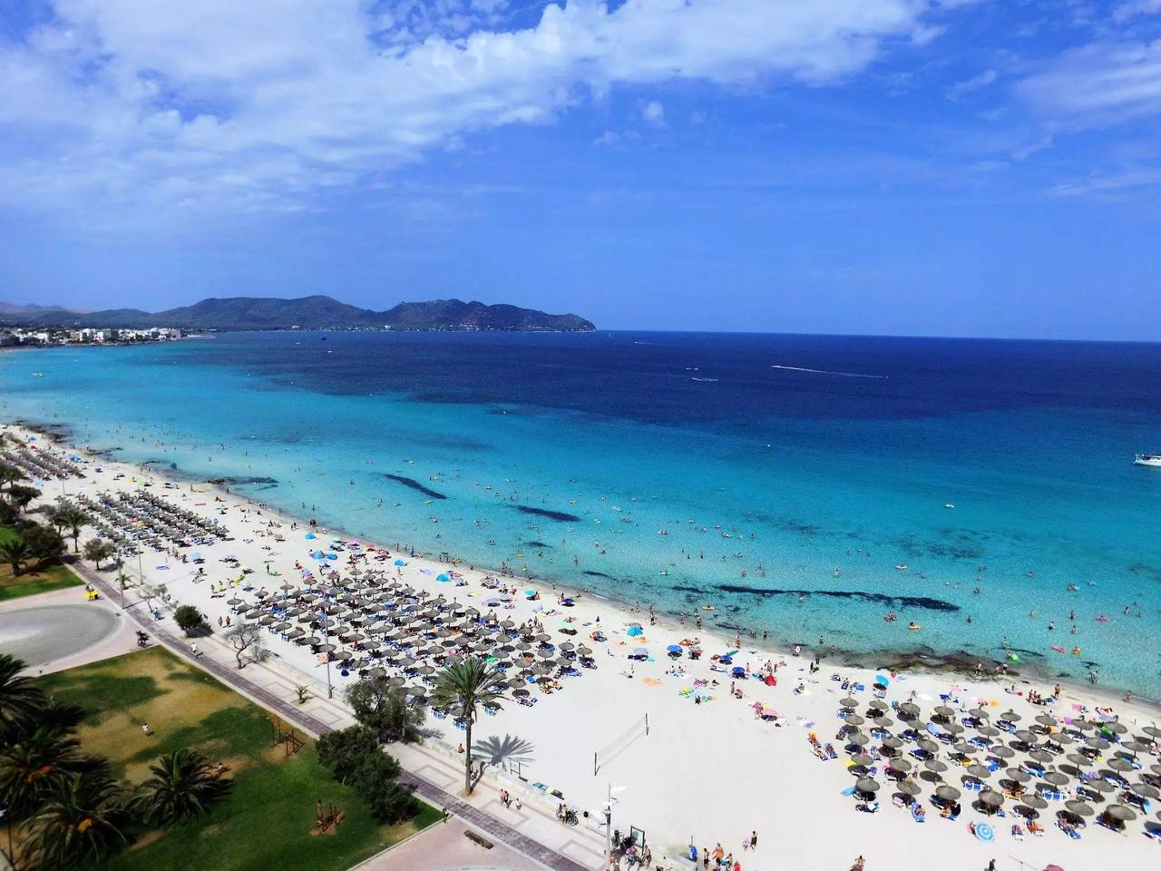 Entire apartment, 5 Pièces 5 Personnes in Cala Millor, Son Servera
