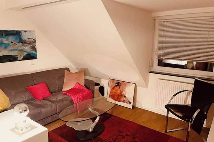 Ganze Wohnung, Wohnen im Herzen Heidelbergs in Neuenheim (Heidelberg), Heidelberg