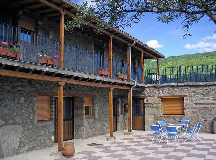 Casa rural para 2 personas, con piscina además de vistas y jardín en Extremadura - 4