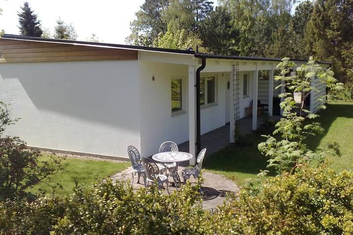 Ferienhaus für 4 Personen, mit Garten in Beddingestrand