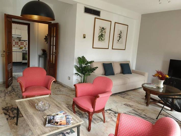 Apartamento para 7 personas, con terraza y vistas, Se admiten mascotas en Alcazar