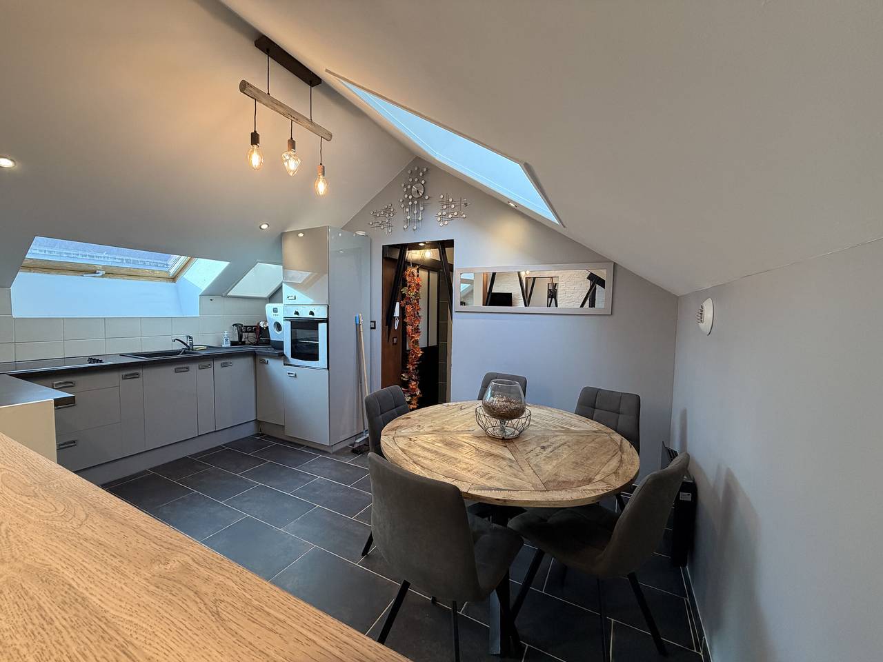 Appartement entier, Évian - Appartement cosy pour 2 avec Wifi in Évian-les-Bains, Région de Thonon-les-Bains