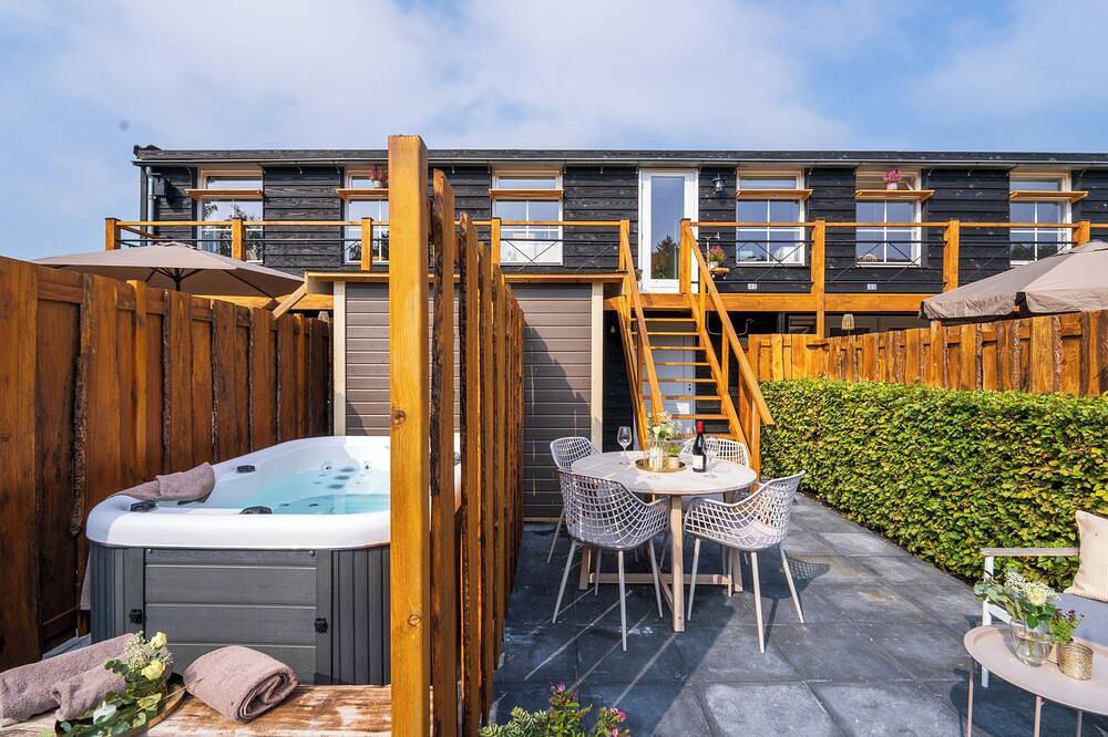 Ganze Wohnung, Luxuriöser Aufenthalt mit Sauna und Whirlpool in Veluwe