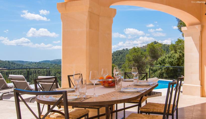 "Vista Mar de Manacor" con vistas al mar, Wi-Fi, aire acondicionado, piscina, jardín, y terraza in Manacor, Mallorca Este