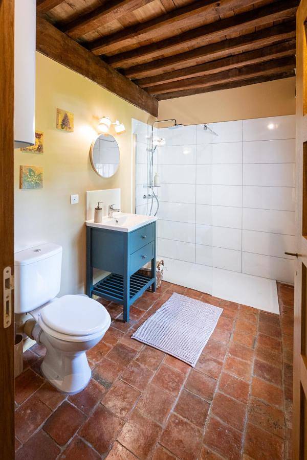 Chambre d’hôte pour 2 personnes, avec Jacuzzi et Terrasse ainsi que Jardin et Piscine en Savoie - 4