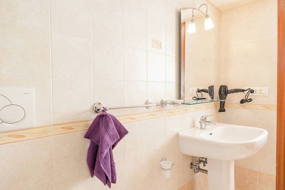 Appartement entier, Appartamento sotto con vista mare in Gaeta, Province de Latina