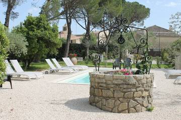 Chambre d’hôte pour 2 personnes, avec sauna ainsi que piscine et jardin dans le Vaucluse