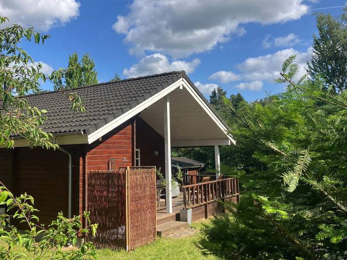 Ferienhaus für 8 Personen, mit Whirlpool und Terrasse sowie Sauna, kinderfreundlich - 1