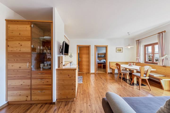 Appartamento intero, Appartamento vacanze "Florerhof Flieder" con vista sulle montagne, sauna, Wi-Fi e giardino in Fiè allo Sciliar, Dolomiti Superski