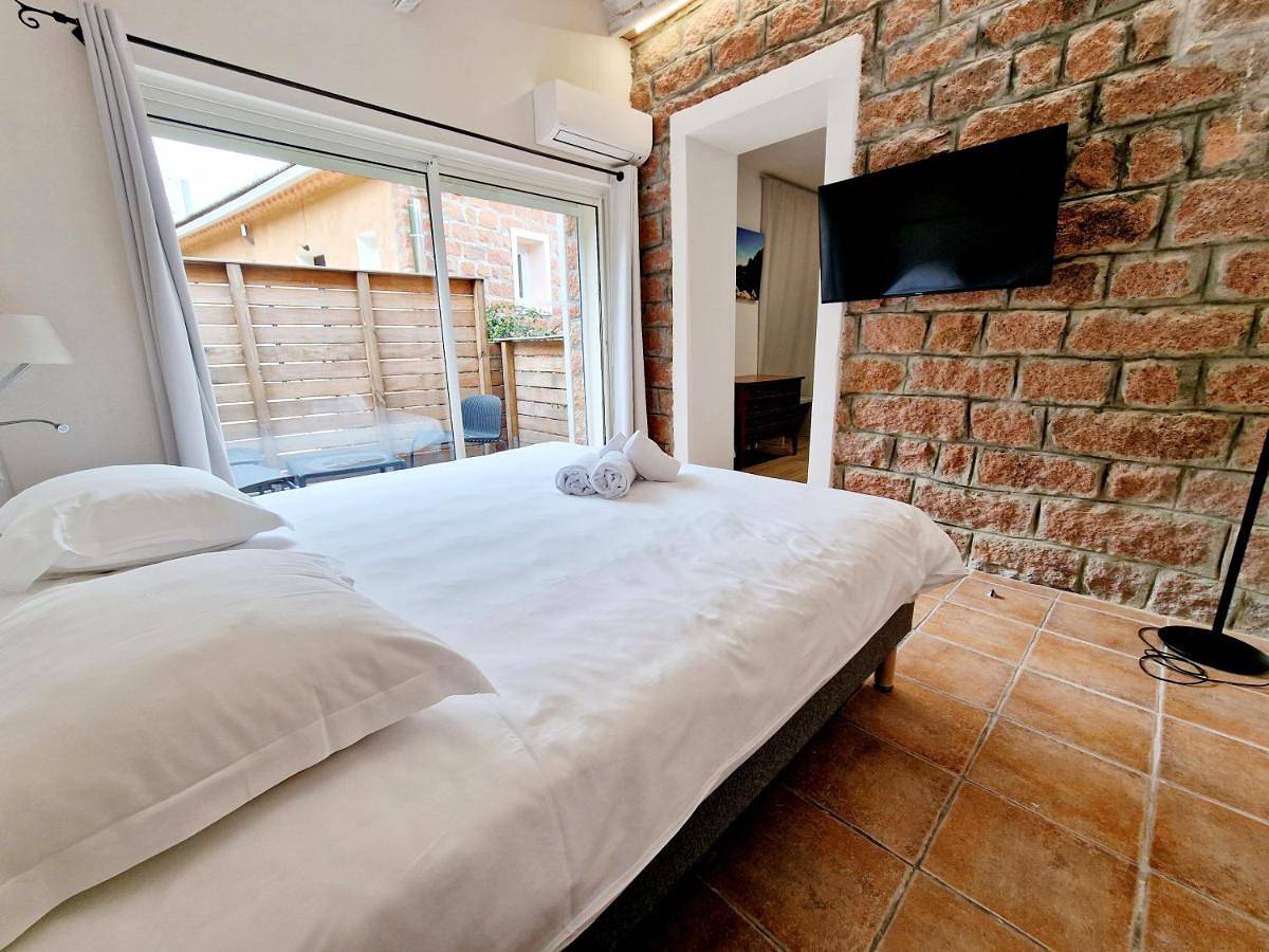 Hôtel Bella Vista in Porto (Corse), Ota