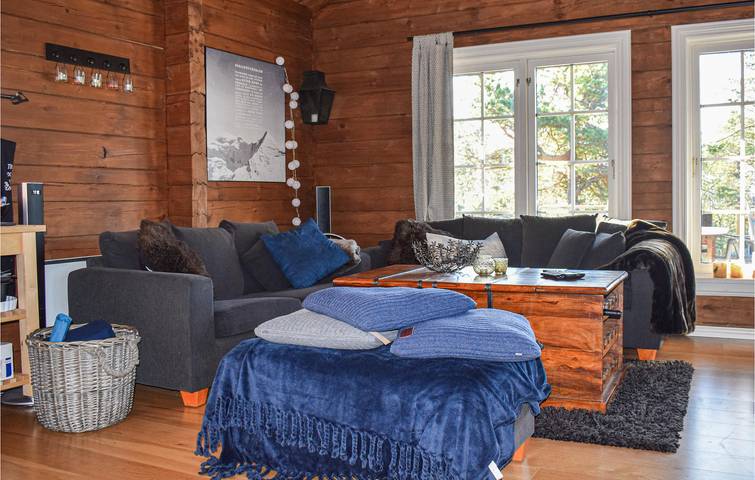 Ferienhaus für 11 Personen mit Ausblick in Nissedal