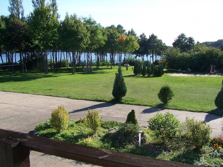 Ferienwohnung für 4 Personen, mit Balkon und Garten sowie Seeblick in Mecklenburg-Schwerin - 2